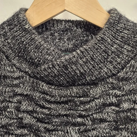 Vintage Abercrombie & Fitch Mohair-Blend Sweater – Size L - Picture 5 of 12